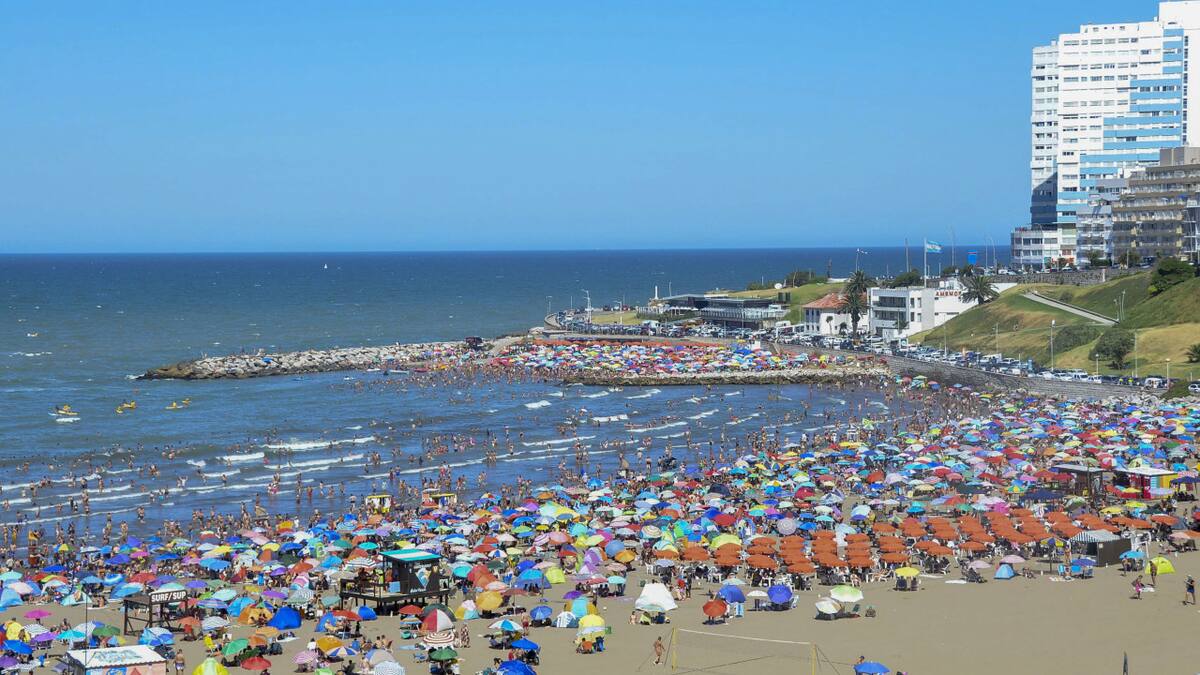 Vacaciones en Mar del Plata. Foto: NA (José Scalzo)