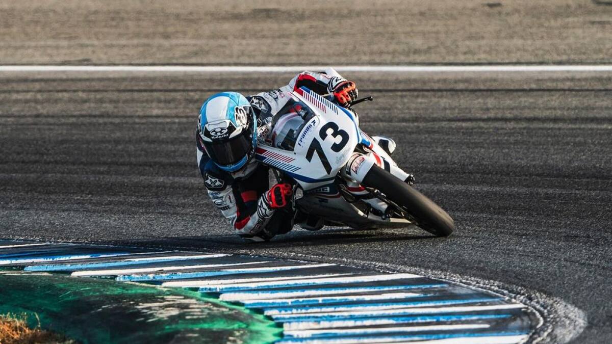 Orgullo argentino: quién es Valentín Perrone, el adolescente de 16 años que correrá en Moto3 en 2025