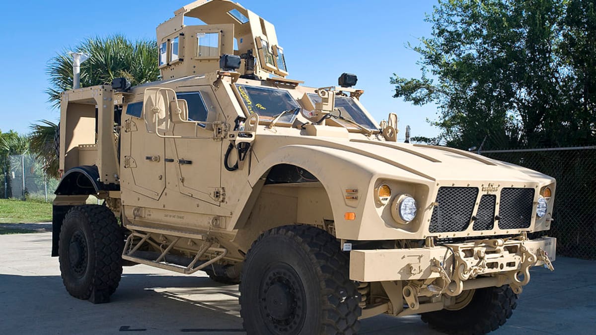 Vehículos blindados 4×4 Oshkosh M-ATV que recibe Paraguay.