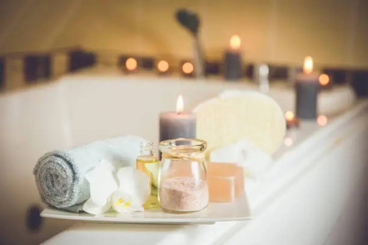 Velas aromáticas en el baño. Fuente: Unsplash