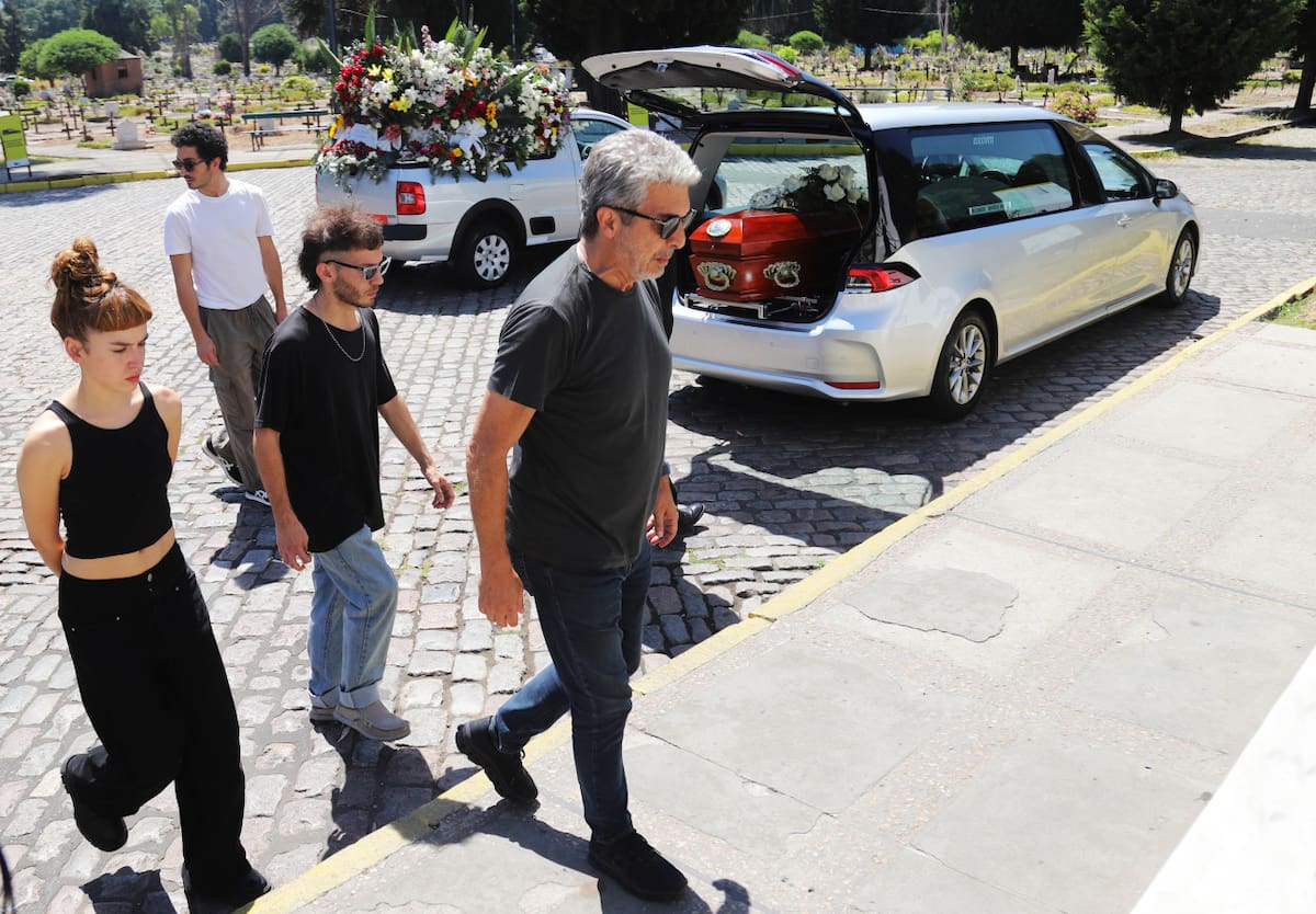Velorio de Alejandra Darín en el Cementerio de la Chacarita. Foto: DANIEL VIDES/NA