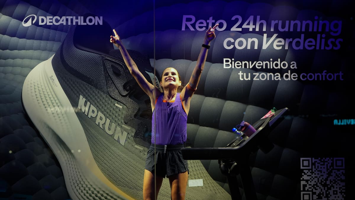Un desafío épico en el running mundial: la influencer Verdeliss corrió 24 horas sin parar sobre una cinta