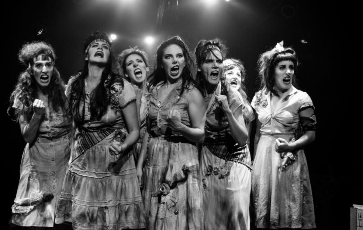 Vientre, El hueco de donde venimos, teatro, Foto Lucía Páez