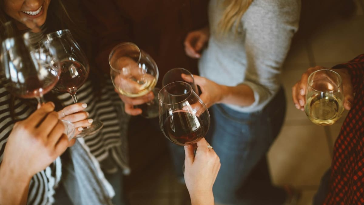 Vino, consumo de bebidas alcohólicas. Foto: Unsplash.