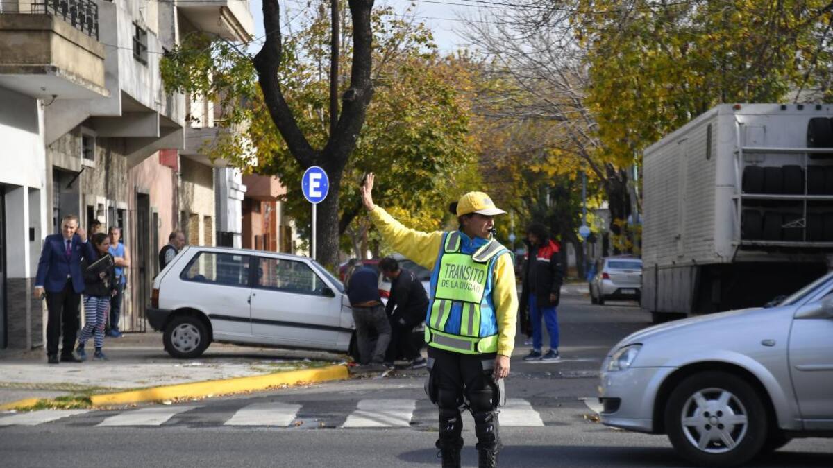 Violento triple choque en Mataderos. Foto: Telam.