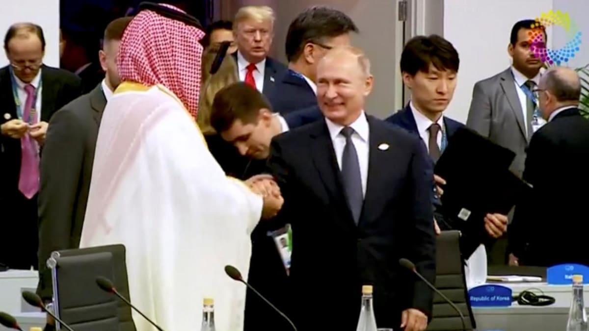 Vladimir Putin y Mohammed bin Salman - Cumbre G20 (Reuters)