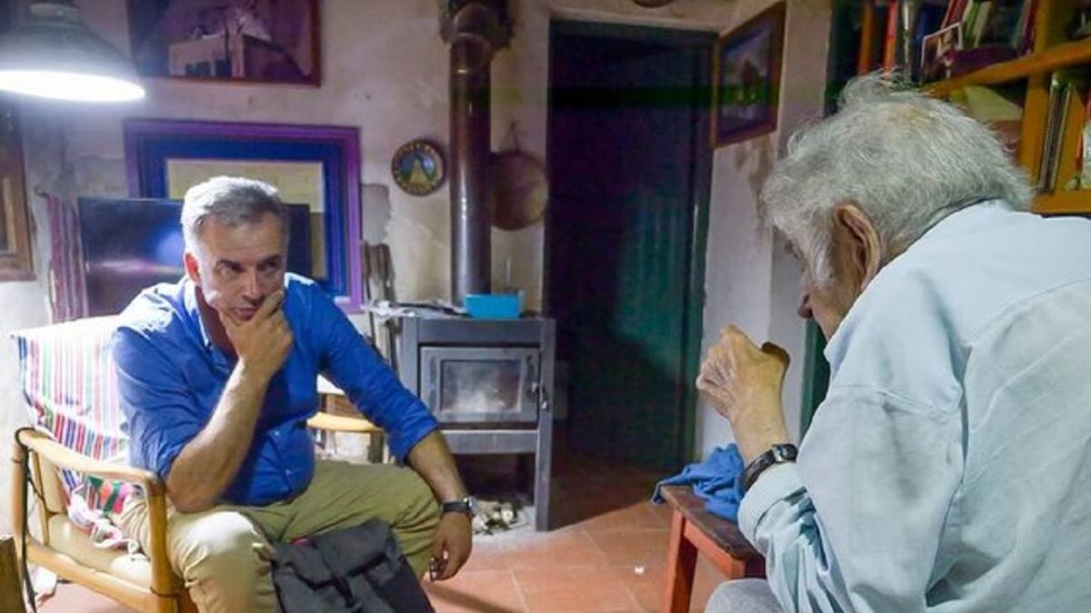 Yamandú Orsi se reunió con Pepe Mujica. Foto: Instagram @orsi.yamandu