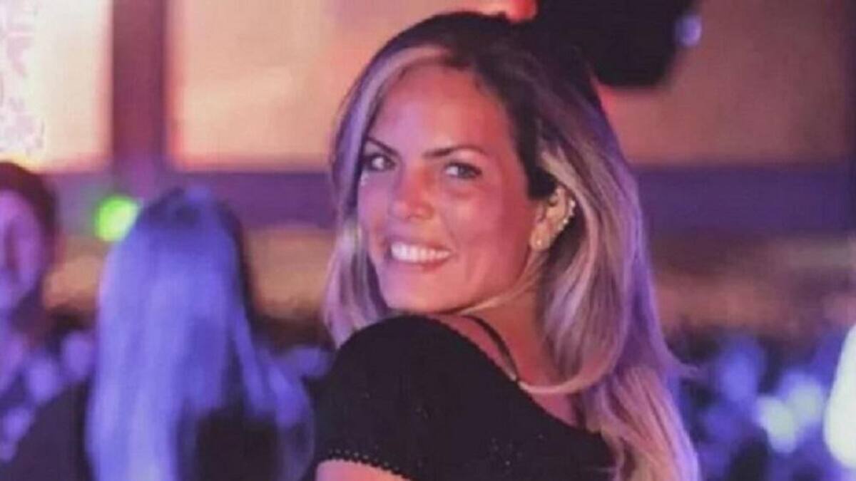 Yesica Sol Samoiloff, que trabajaba en Cancún, México, sufrió un accidente y se encuentra en grave estado. Foto: NA.