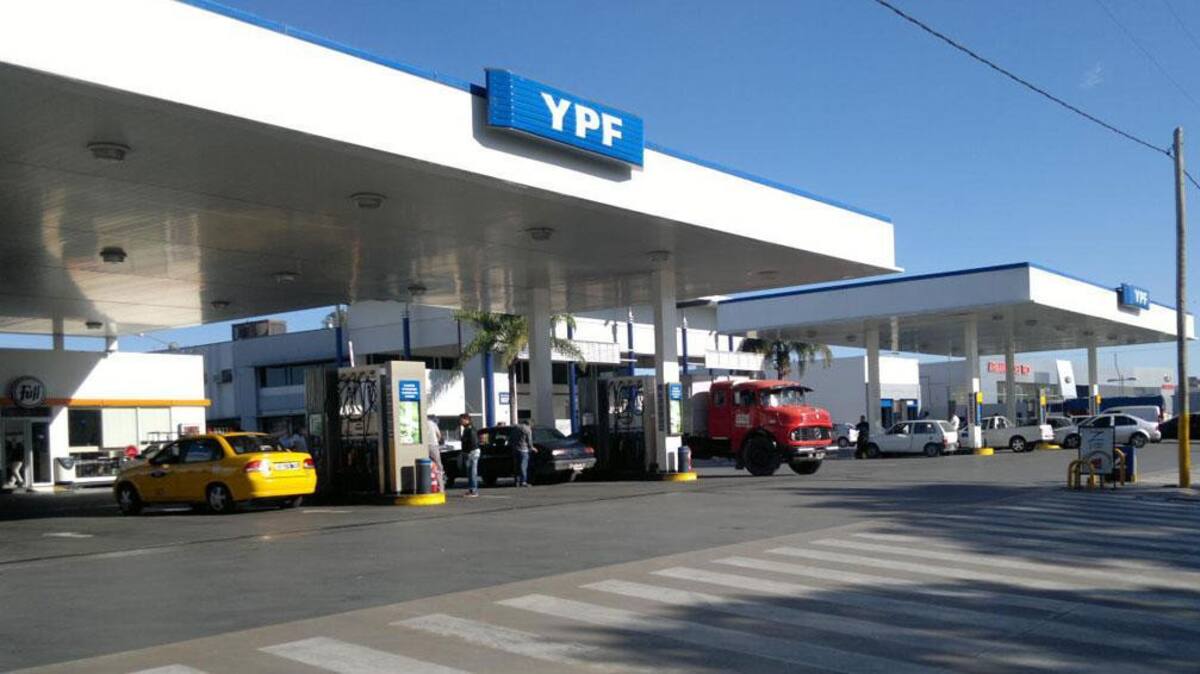 YPF estación de servicio