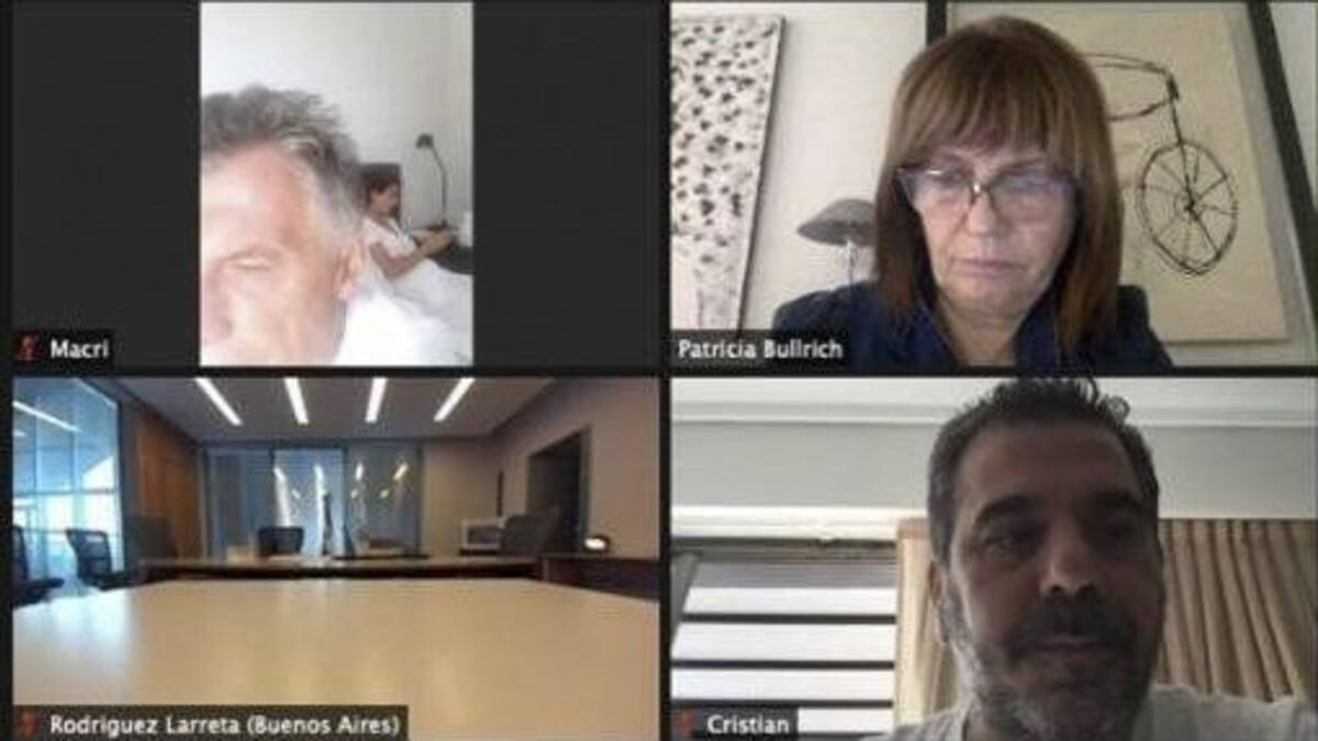 Zoom juntos por el cambio, blooper de Macri